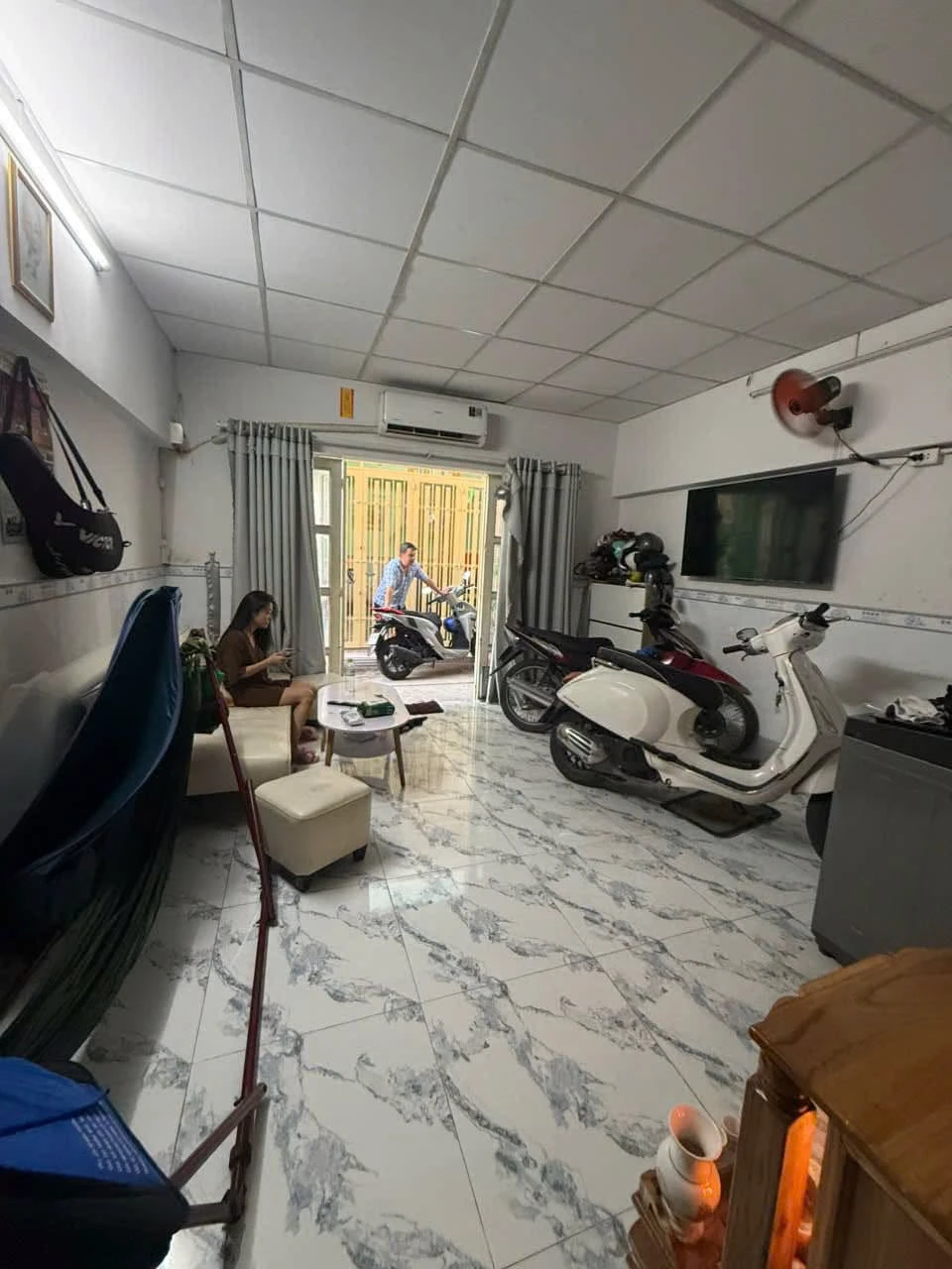 Bán nhà 2 phòng ngủ 28 m² Bình Tân - Ảnh 1
