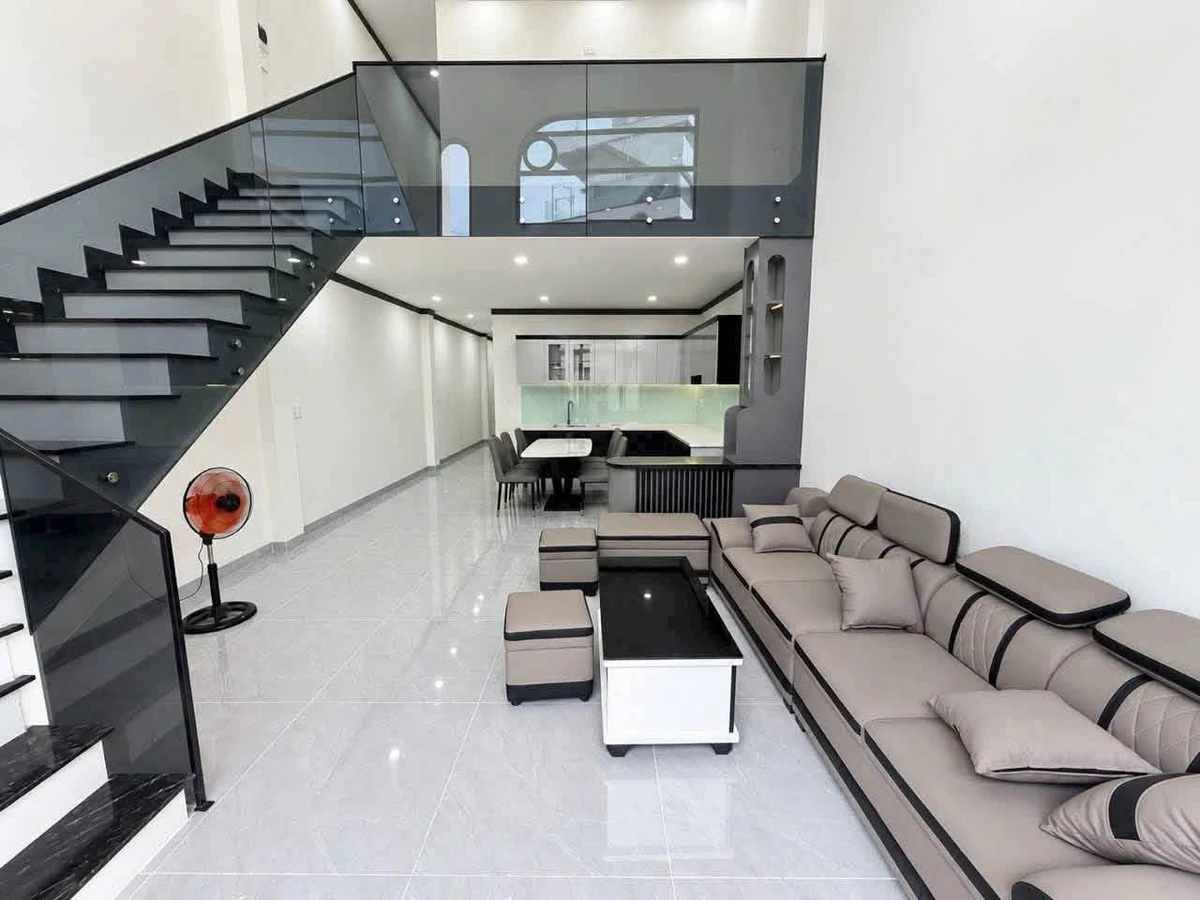 Nhà bán 3 phòng ngủ 150m2 gần công viên Biên Hùng, Đồng Nai, 3,7 tỷ - Ảnh thu nhỏ 4