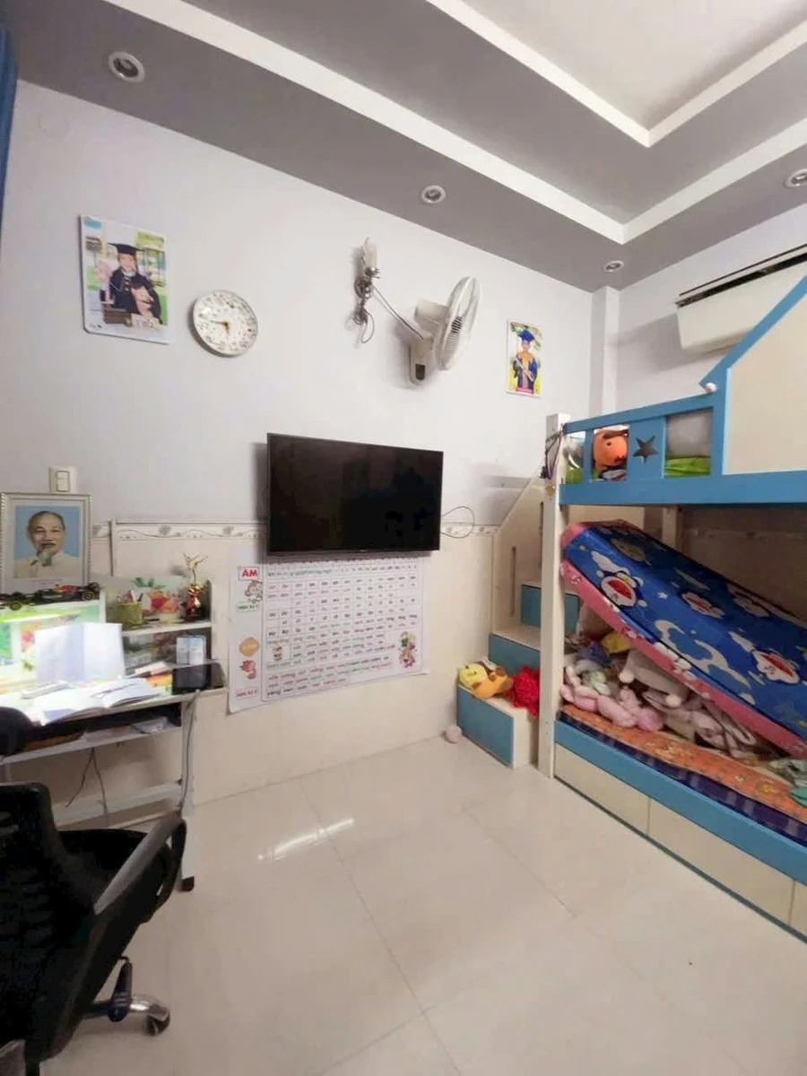 Bán nhà hẻm Tôn Đản, Quận 4, 32m² - 1 tỷ 800 triệu - Ảnh 1
