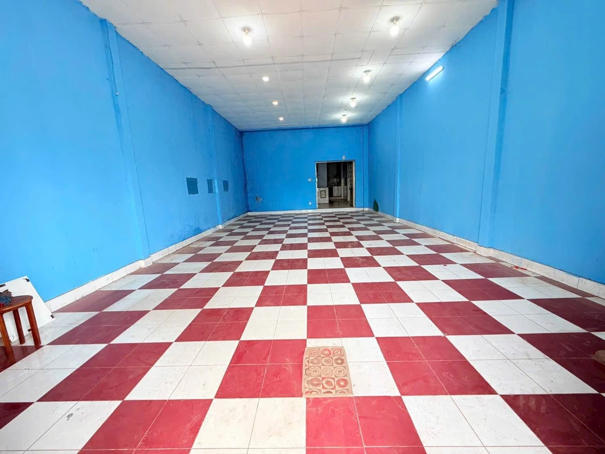 Cho thuê nhà mặt tiền đường Nguyễn Văn Siêu, 145m², 3 phòng ngủ, Bến Lức - Ảnh thu nhỏ 2