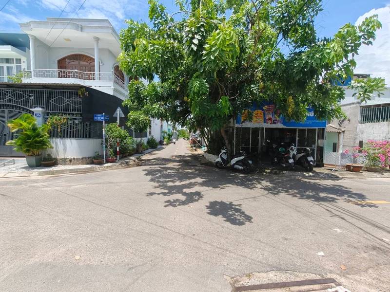 Bán nhà cấp 4 mặt tiền 100m2 Phú Trinh Phan Thiết 2,65 tỷ