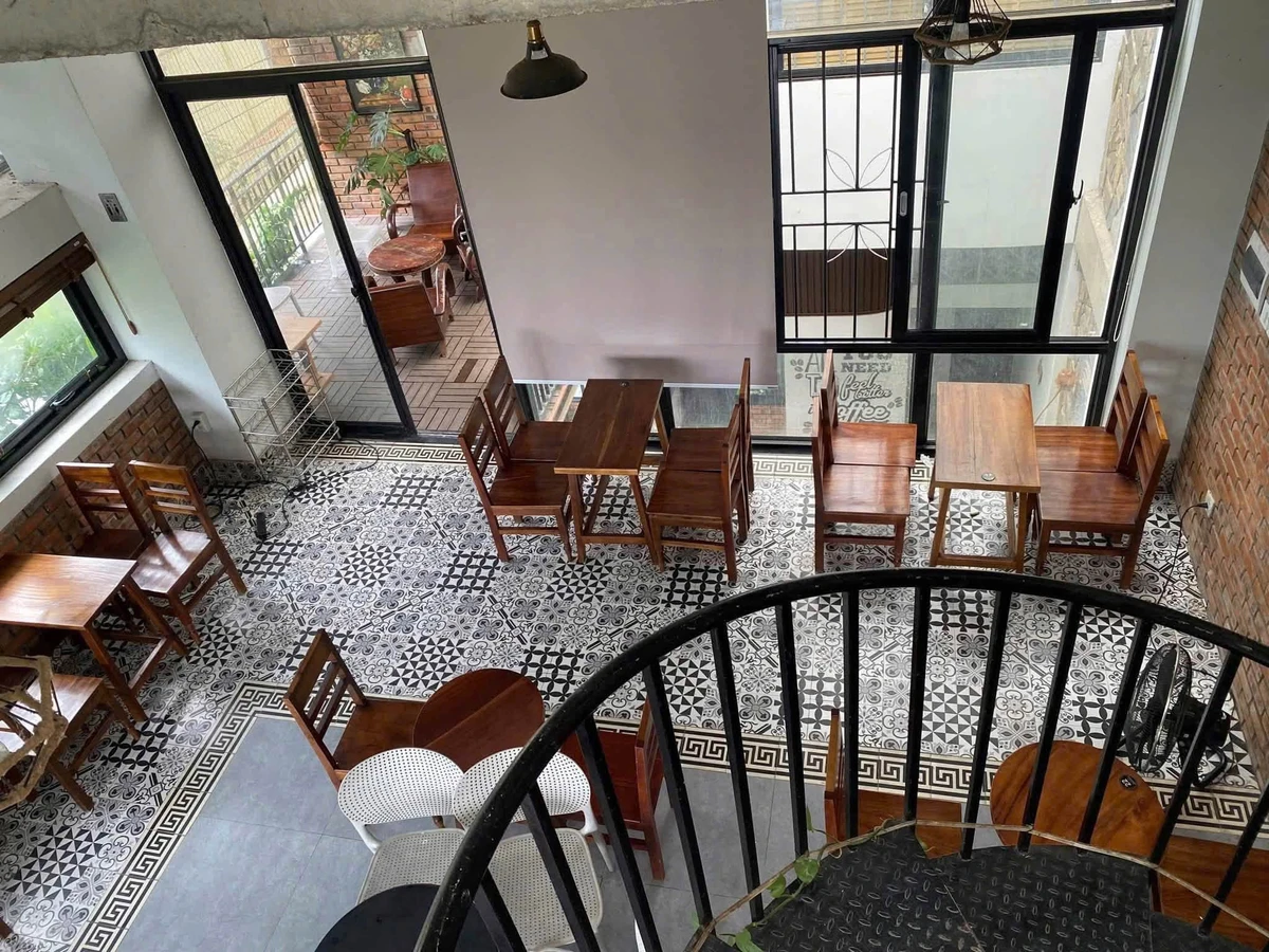 Cho thuê nhà 3 tầng mặt tiền 120m², Bùi Thị Xuân, TP. Huế, 20 triệu/tháng - Ảnh thu nhỏ 2
