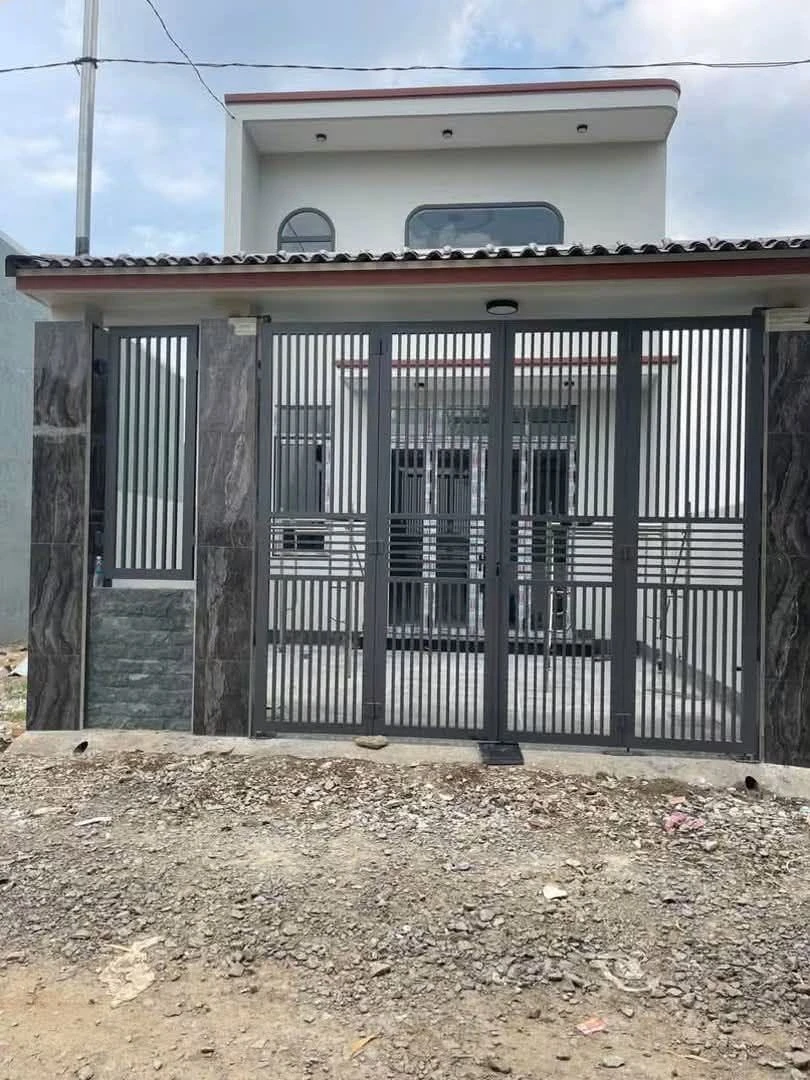 Bán nhà trệt lửng sổ riêng thổ cư 5,5x18,5m giá 1,65 tỷ tại Trảng Bom, Đồng Nai - Ảnh 1