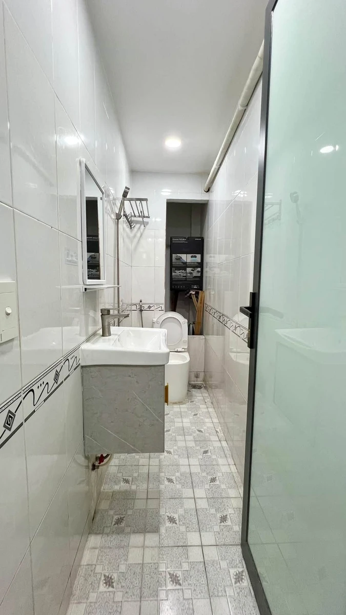 Bán nhà 4 tầng 105m² Quận 4 giá 5 tỷ 290 triệu - Ảnh thu nhỏ 4