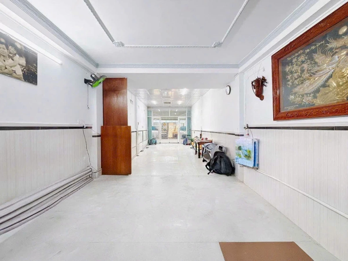 Bán nhà hẻm ô tô 4 tầng 100m² Quận 7 - Ảnh thu nhỏ 3