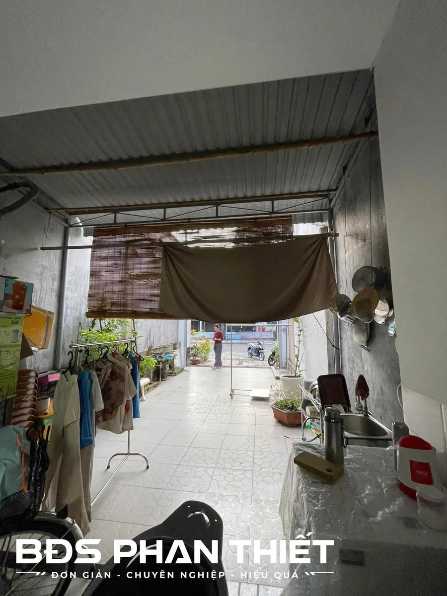 Bán nhà 80m2 1 phòng ngủ gần biển Phan Thiết - Ảnh 1