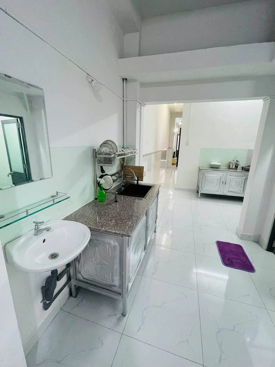 Cho thuê căn hộ 1PN tầng 1, 100m2, 12tr/tháng Dương Hiến Quyền - Ảnh thu nhỏ 5