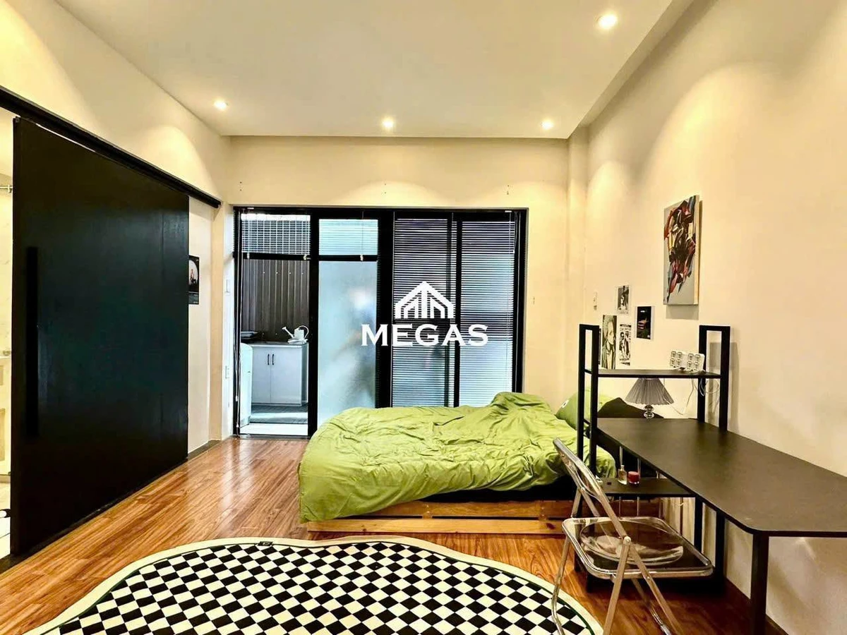Bán nhà 3.5 tầng 110m² Nha Trang, dòng tiền 35 triệu/tháng - Ảnh thu nhỏ 3