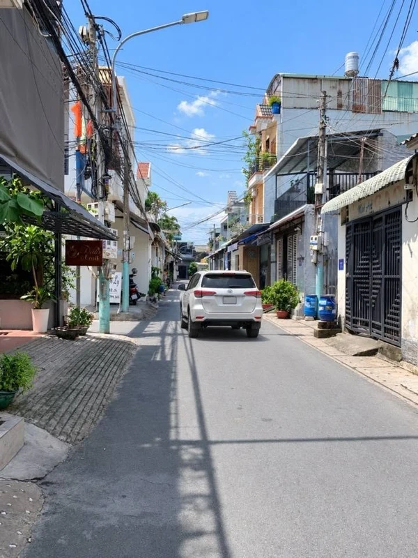 Bán nhà 2 phòng 105m² Dĩ An Bình Dương 4 tỷ 9
