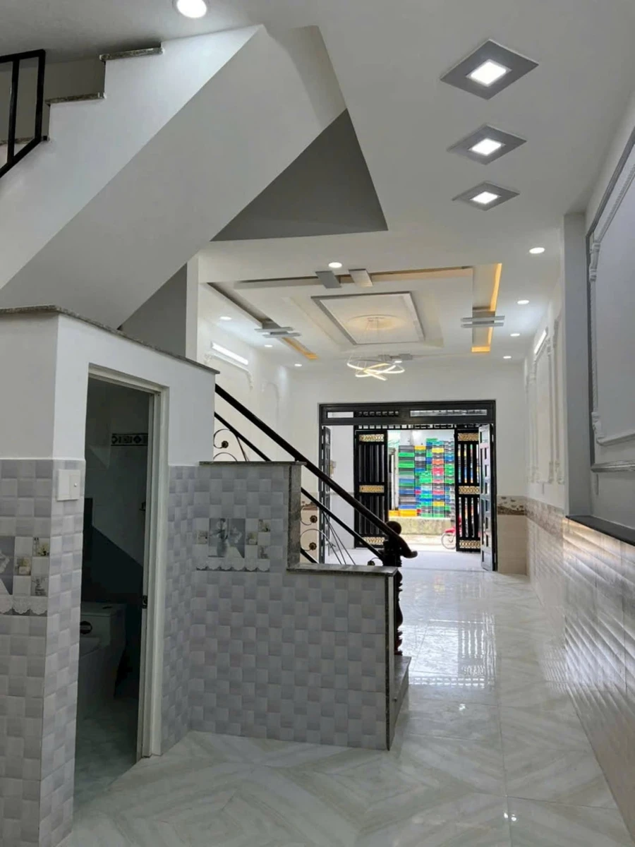 Cho thuê shophouse 60m² 2 phòng ngủ đường Lê Văn Quới 12 triệu/tháng - Ảnh thu nhỏ 5