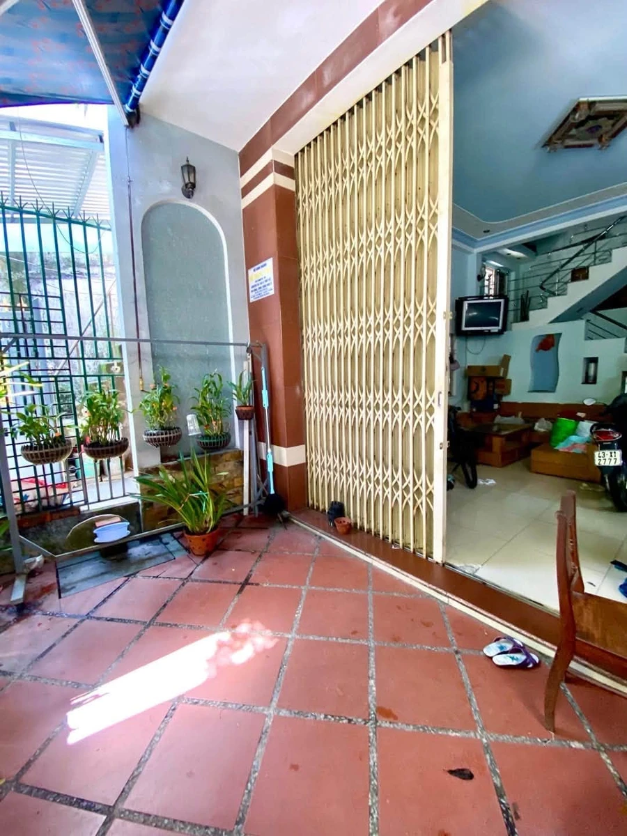 Bán nhà mặt tiền 3 tầng 110m2 Hòa Cương Bắc, Đà Nẵng - Ảnh thu nhỏ 2