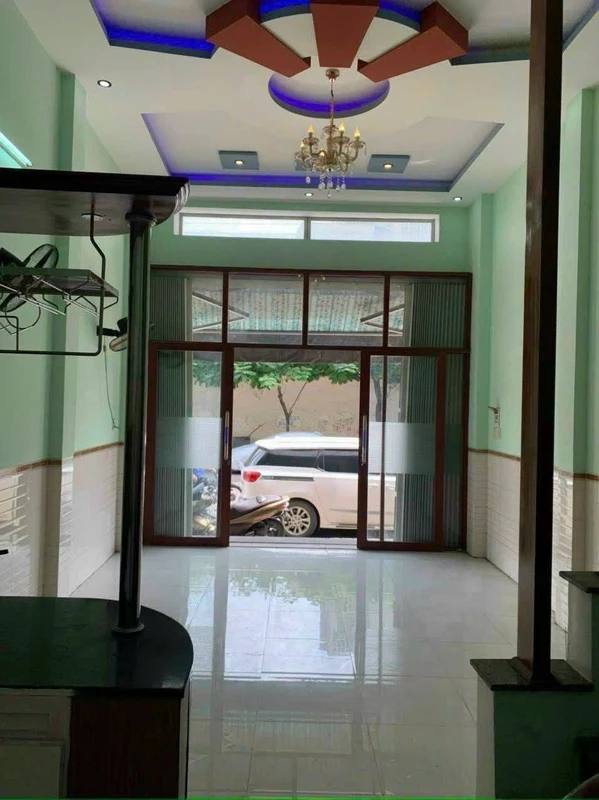 Bán nhà mặt tiền Phan Chu Trinh 42m² 3 PN, giá 4 tỷ