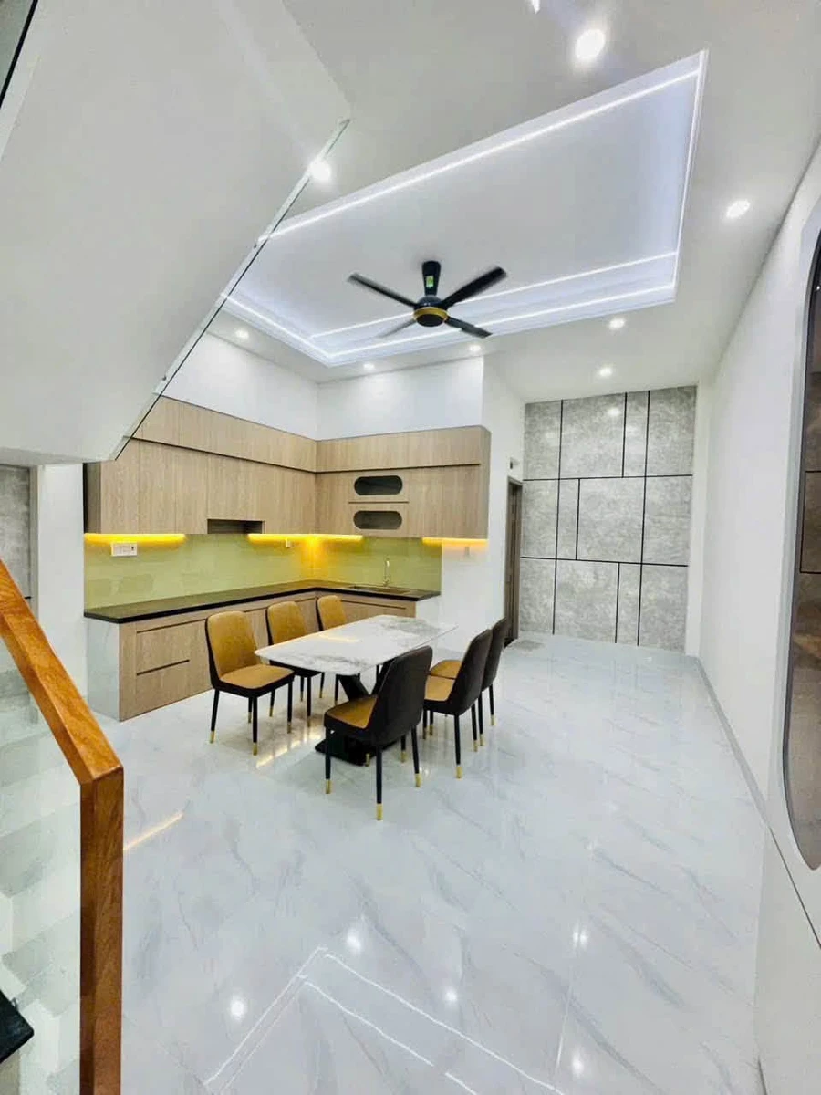 Bán nhà phố 1 trệt 2 lầu, 80m2, 4PN, Biên Hoà, 4 tỷ 950 triệu - Ảnh thu nhỏ 4
