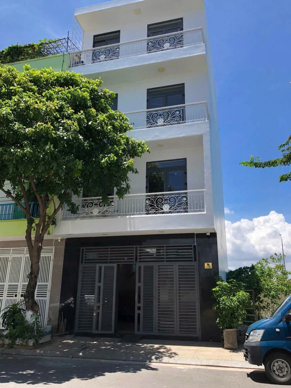 Cho thuê nhà 4 tầng 60m2, 4 phòng ngủ, đầy đủ nội thất tại VCN Phước Long 1, Nha Trang - Ảnh 1