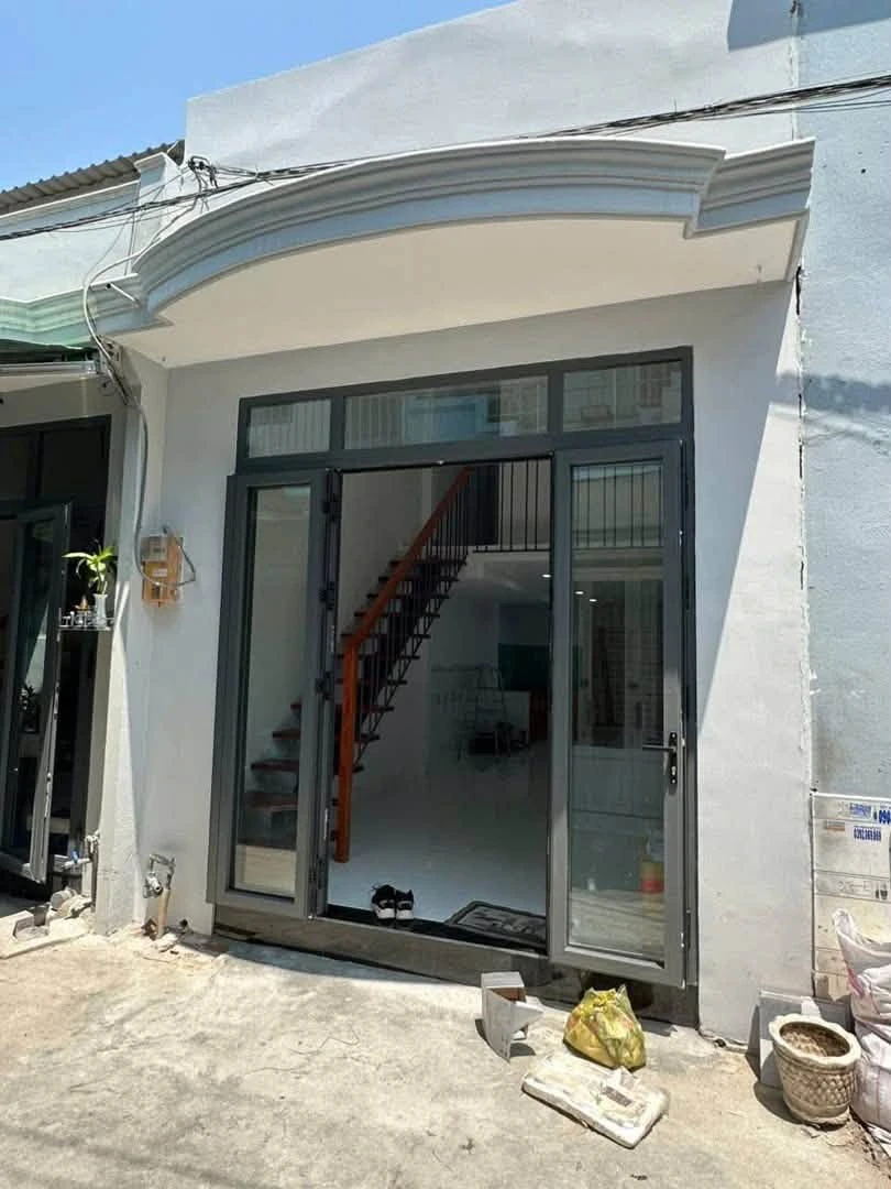 Bán nhà phố 2PN Quận 12 - 1 tỷ 550, diện tích 38.5m2 - Ảnh 1