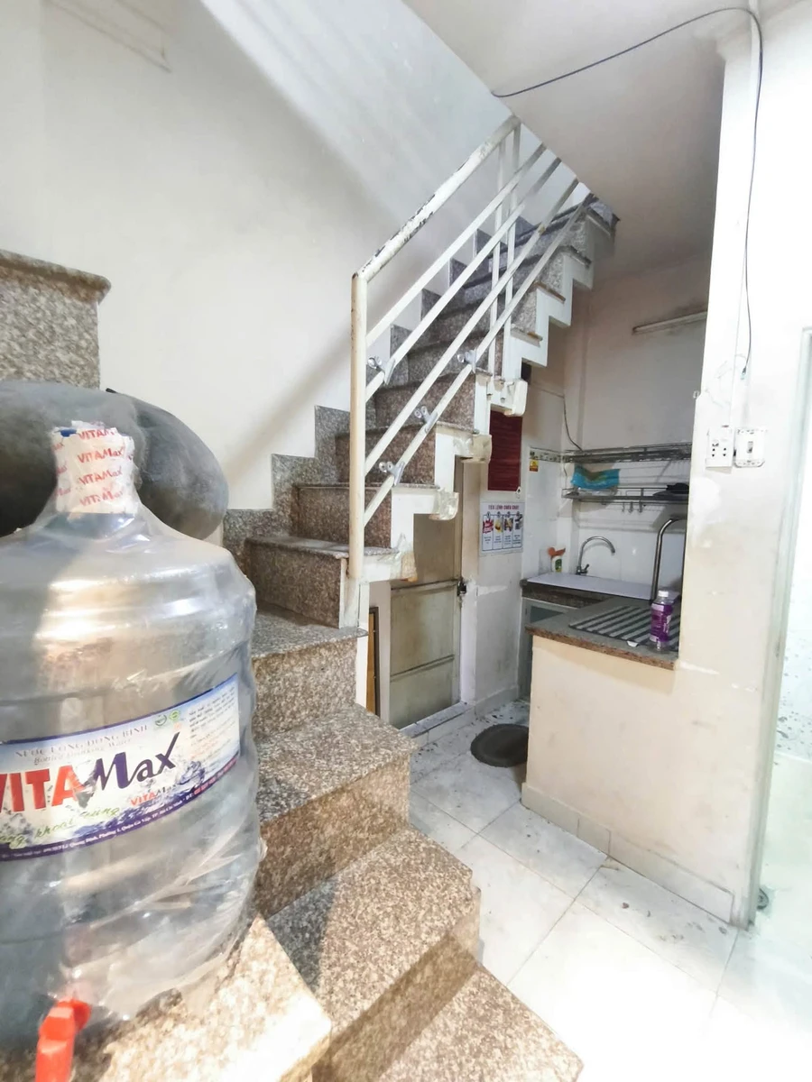 Cho thuê nhà mặt tiền Phú Nhuận 21m², 10 triệu/tháng - Ảnh thu nhỏ 2