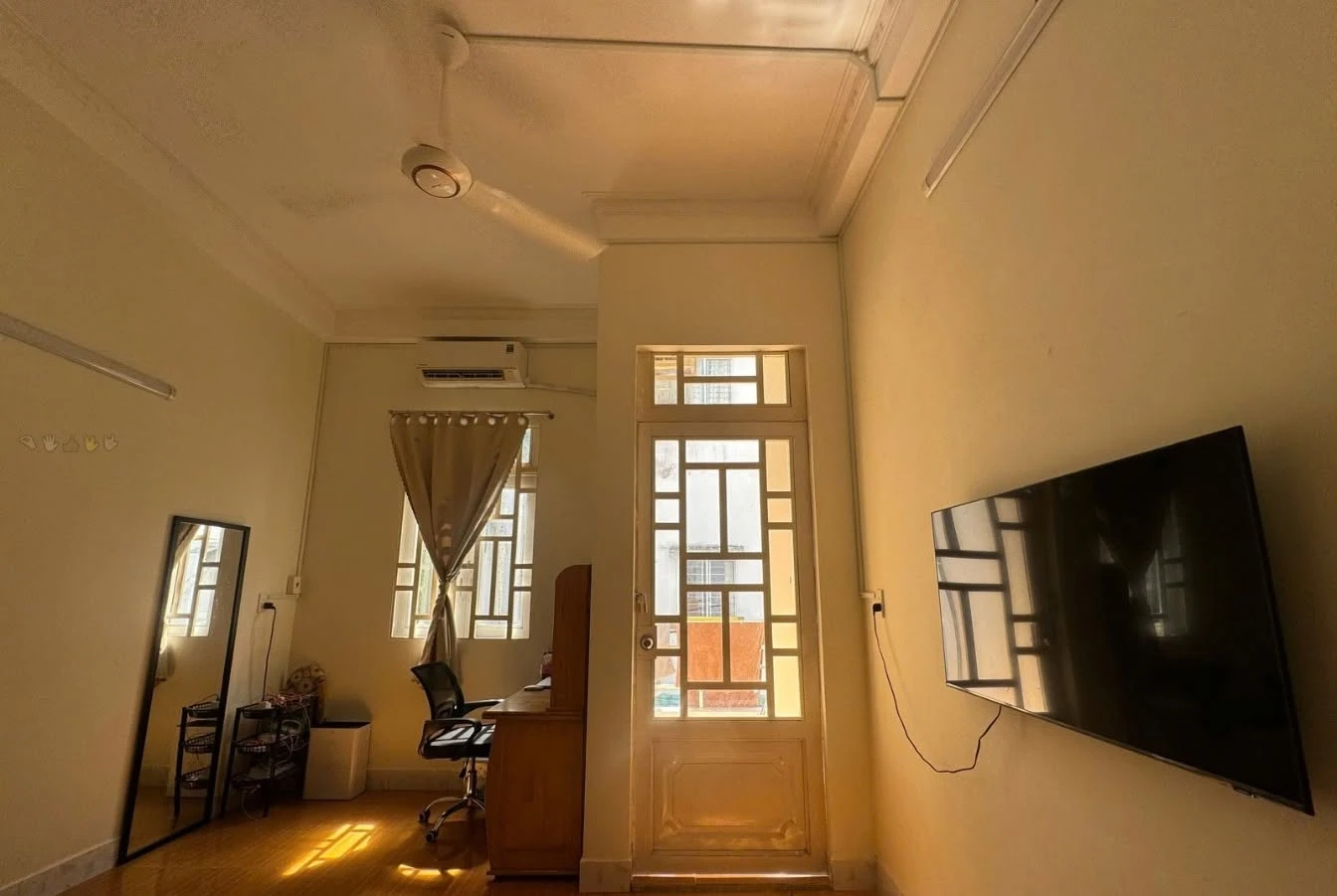 Bán nhà 3 tầng Mễ Cốc 42,5 m2, 3 PN, 4 tỷ - Ảnh 1