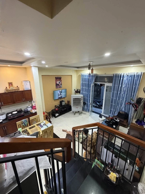Bán nhà 2 tầng kiên cố 41m² đường 3 Tháng 2, Hải Châu, Đà Nẵng giá 3,65 tỷ
