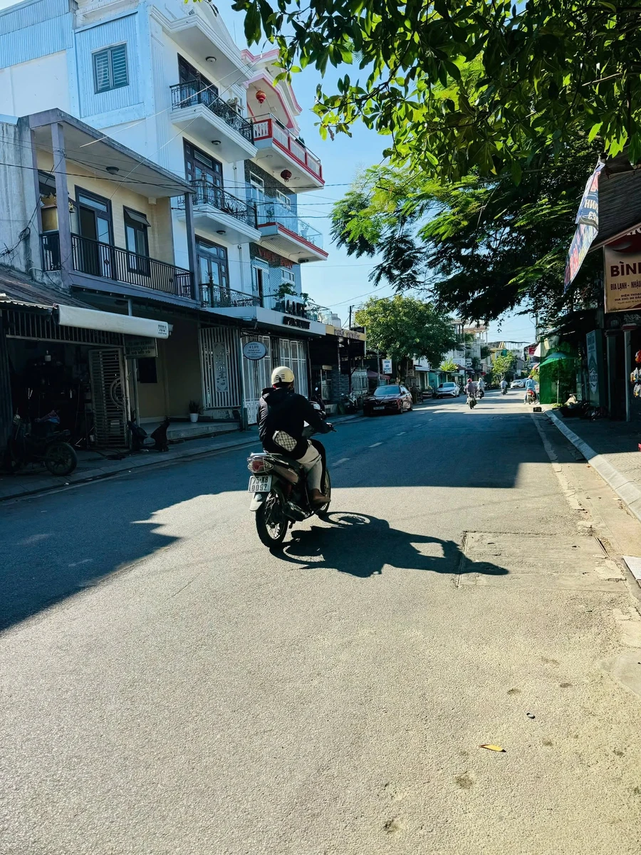 Bán đất 2 mặt tiền Đào Duy Anh 111,8m² - 4 tỷ - Ảnh thu nhỏ 3