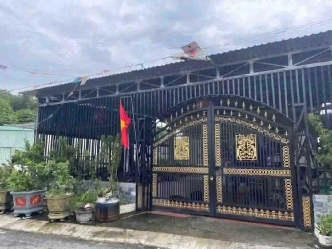 Bán nhà rộng 300m² giá 3.5 tỷ tại Phú An, Bình Chánh - Ảnh 1