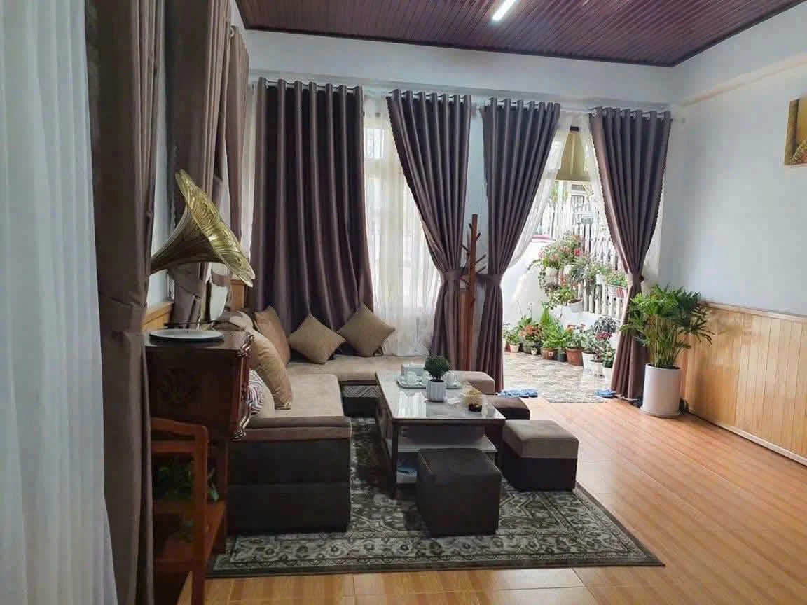 Bán nhà mặt tiền Ngô Thì Nhậm Đà Lạt 110m2, 5 PN, 7 tỷ - Ảnh thu nhỏ 3