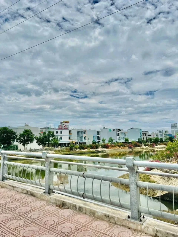 Bán đất mặt tiền gần cầu Lê Thanh Nghị 44m2, 2 tỷ