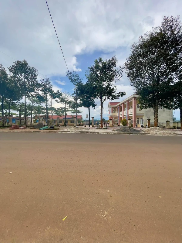 Bán đất mặt đường Lê Thánh Tông 940m² Đắk Nông