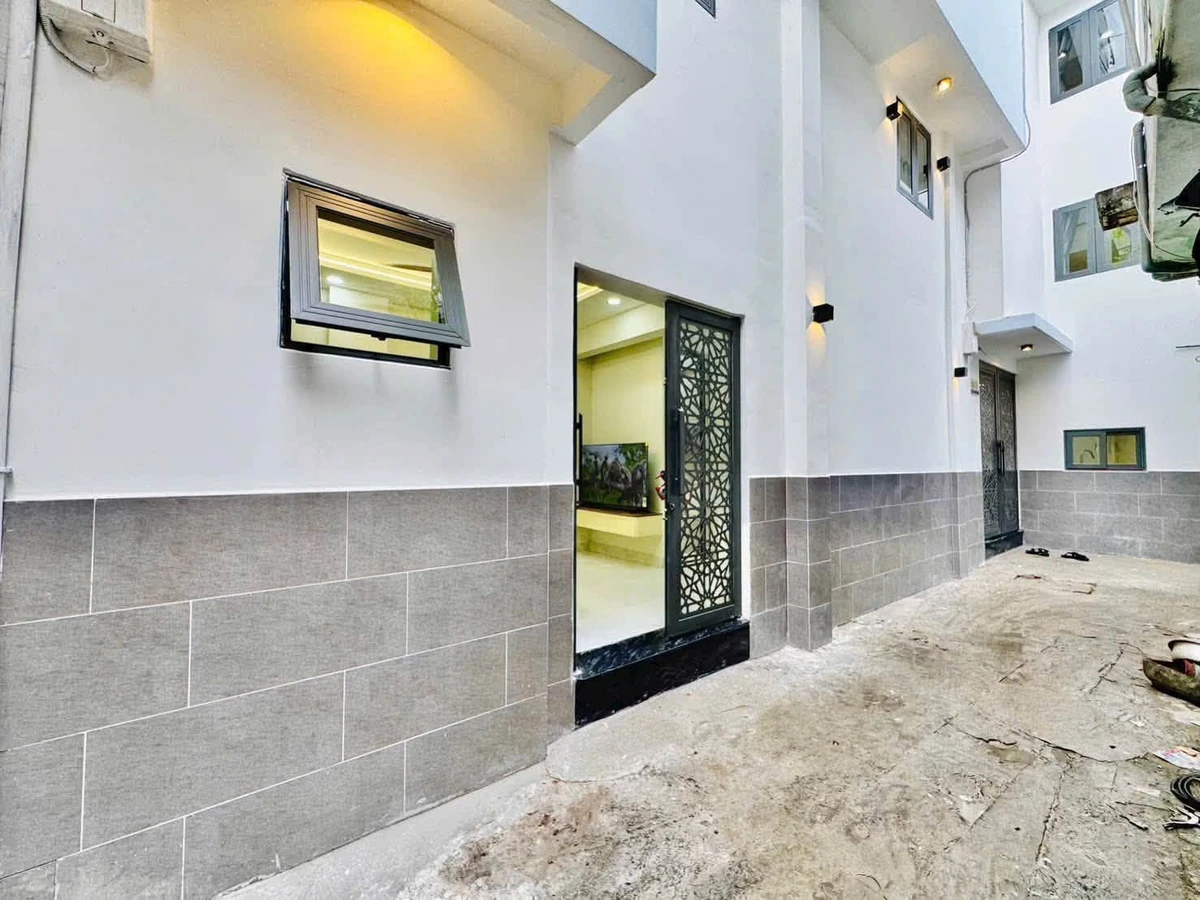 Bán nhà 4 tầng 40m2 hẻm Hoàng Hoa Thám, Bình Thạnh, giá 5,98 tỷ - Ảnh thu nhỏ 2