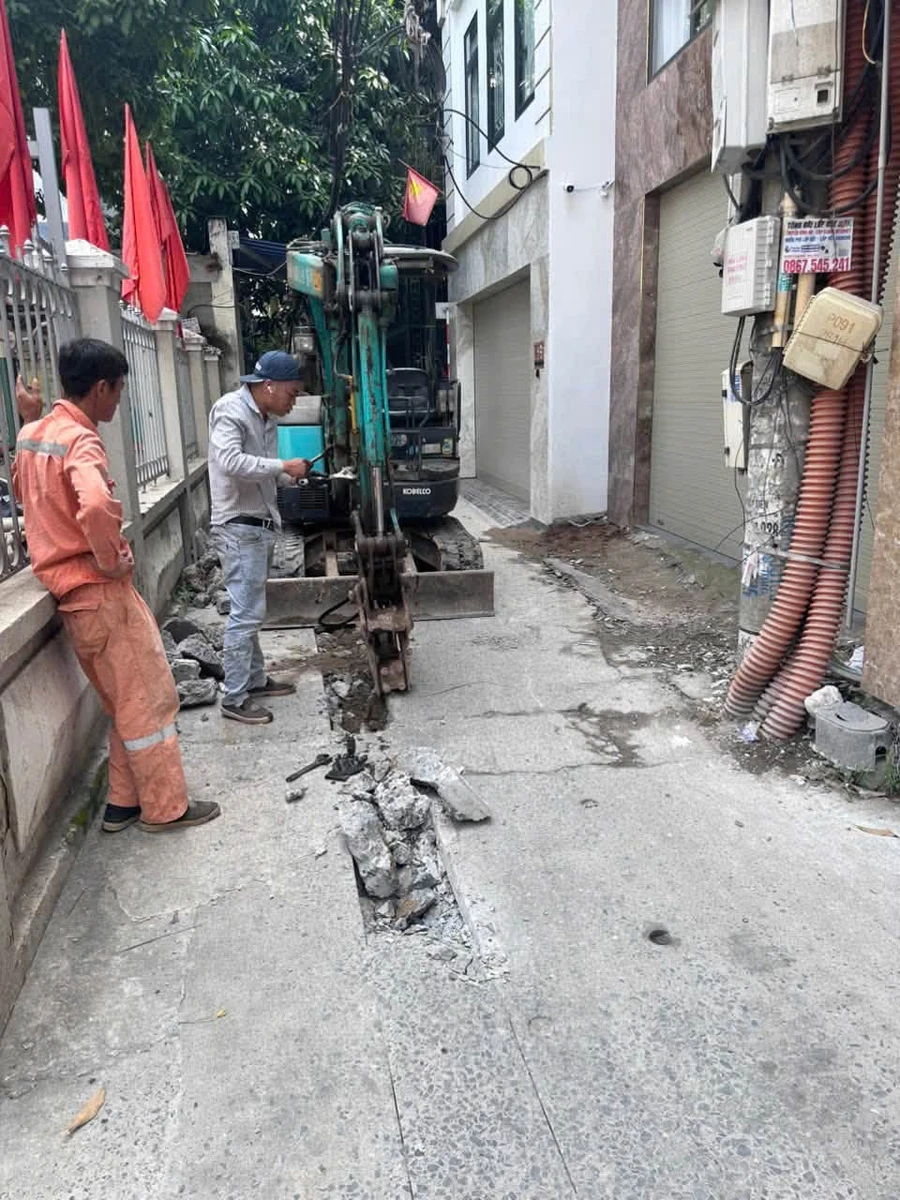 Bán nhà phố Hoàng Như Tiếp, Bồ Đề, 54m2 x 7 tầng, gara ô tô, giá hơn 20 tỷ - Ảnh thu nhỏ 2