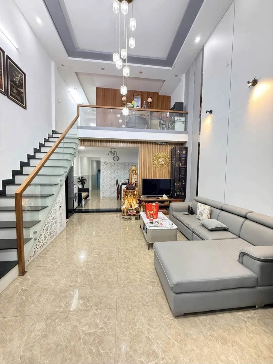 Bán nhà mặt tiền Hòa Mỹ 8, 97m² gần trường học, Đà Nẵng - Ảnh 1