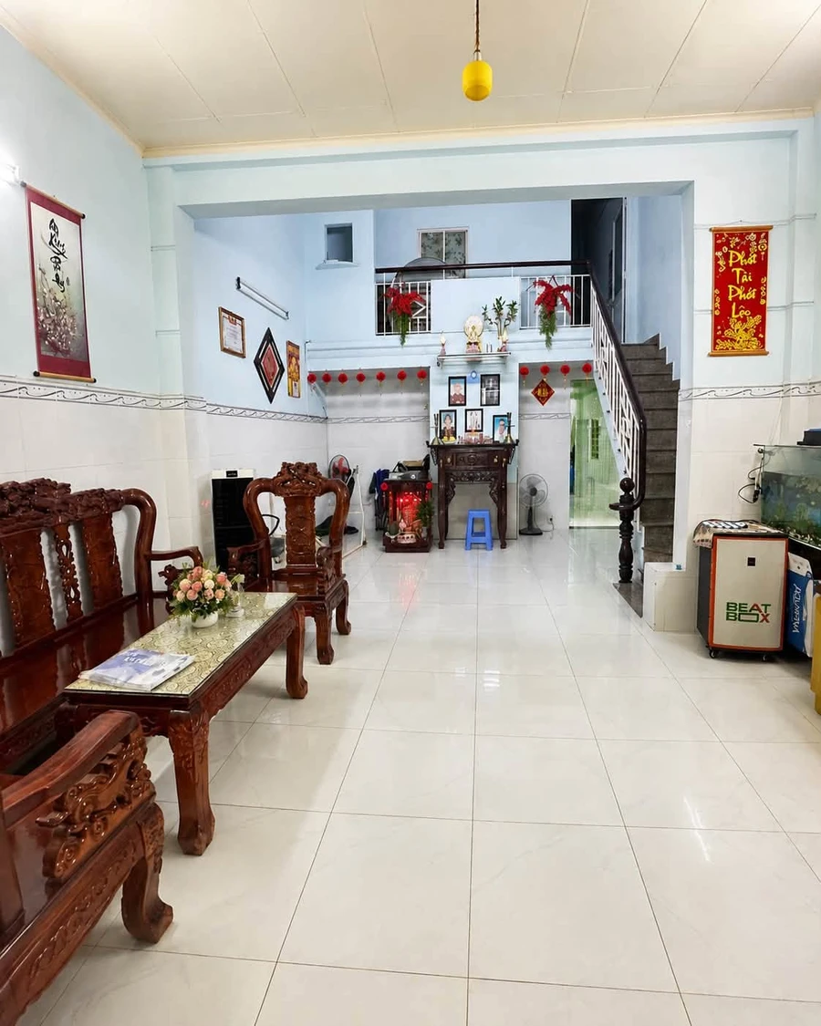 Bán nhà 2 tầng 110m2, 3PN, hẻm ô tô, gần chợ Hiệp Bình, Thủ Đức, giá nhỉnh 6 tỷ - Ảnh thu nhỏ 2