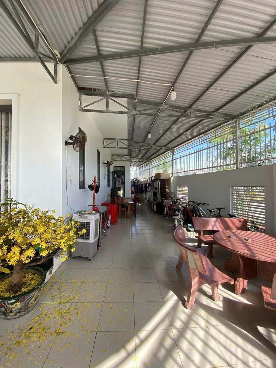 Bán nhà góc 1 trệt 1 lầu 202.6m² Rạch Giá 5.2 tỷ - Ảnh thu nhỏ 4