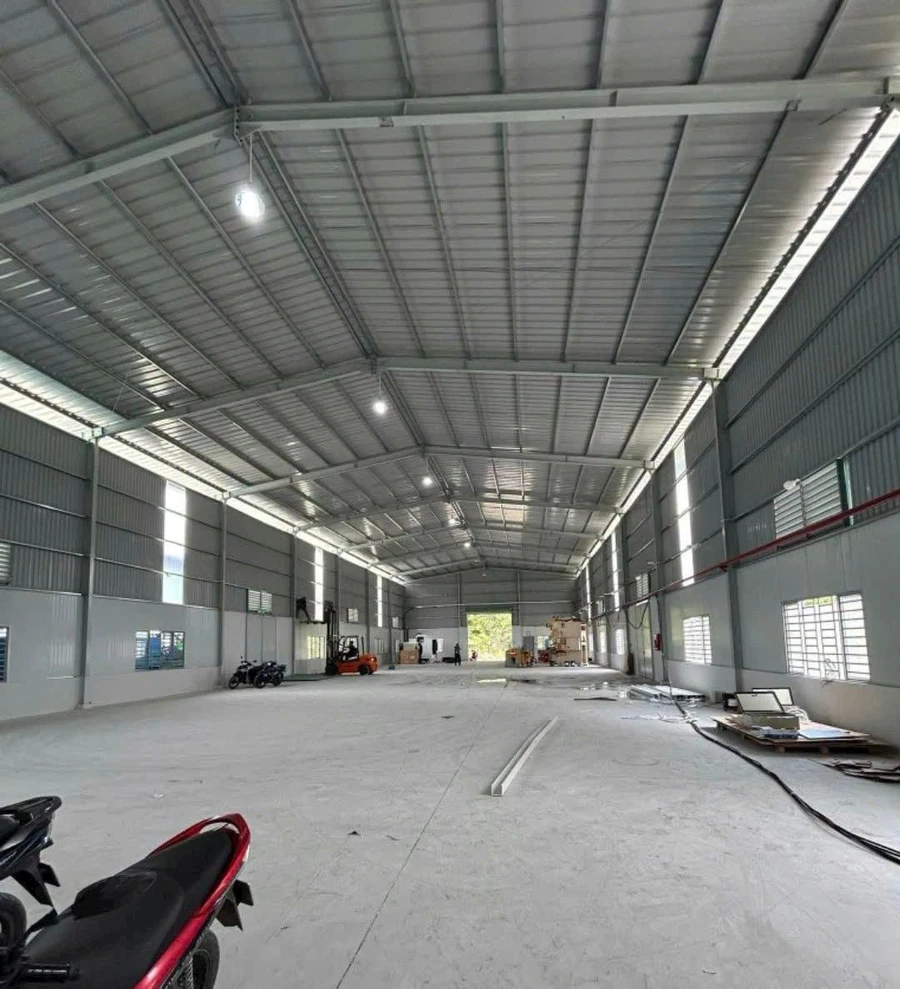 Cho thuê nhà xưởng 1200m2 tại Long Thành, Đồng Nai - Ảnh 1