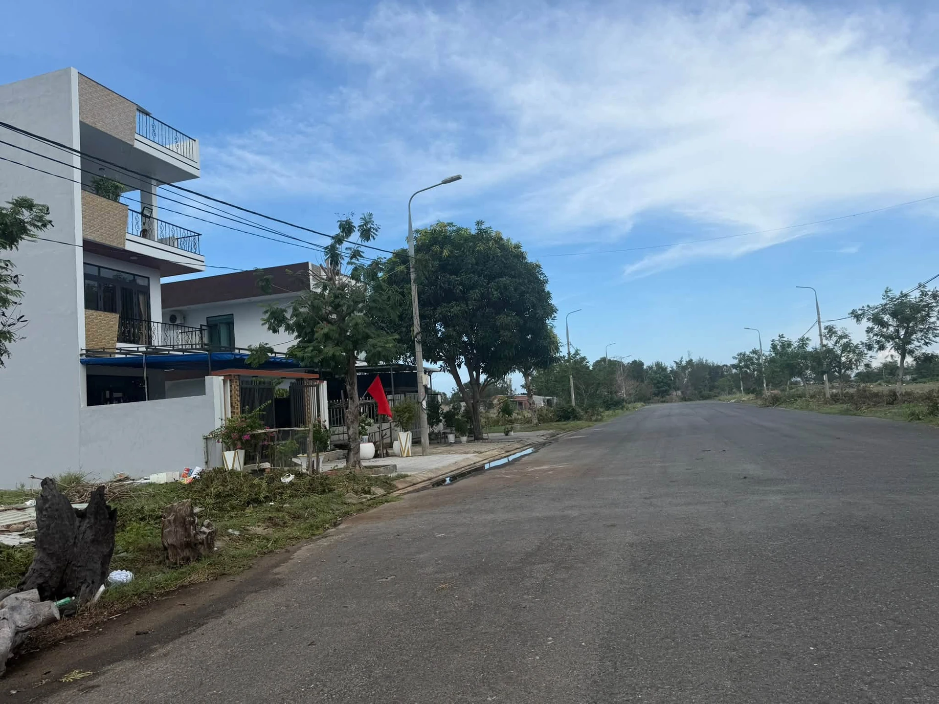 Bán đất 168m2 đường 27m KĐT số 9 sát chợ Điện Ngọc, giá 3,x tỷ - Ảnh 1