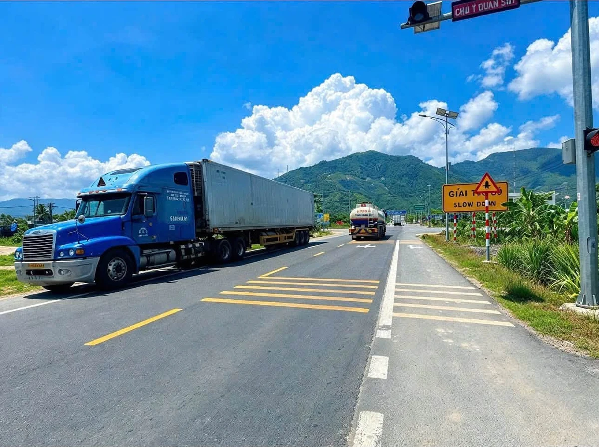 Bán đất Suối Cát Cam Lâm 103m2 - 580 triệu - Ảnh thu nhỏ 3