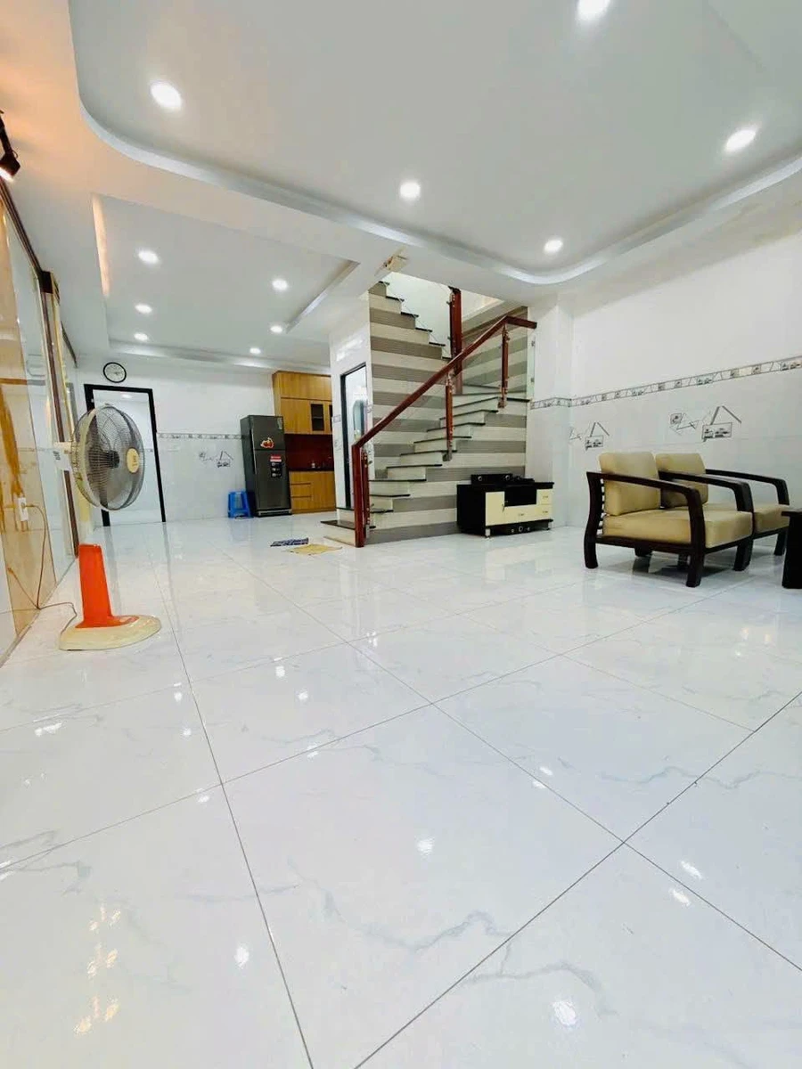 Bán nhà 2 mặt tiền 4PN 77m² Quận 8 - Ảnh thu nhỏ 5