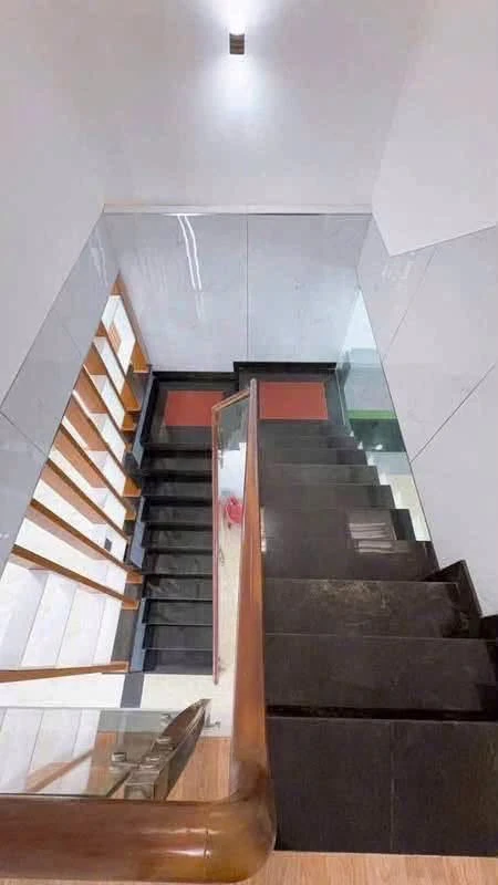 Bán gấp nhà sổ riêng 1 trệt 1 lầu 65m2, 3 phòng ngủ đường Tân Phước Khánh 07, Bình Dương - Ảnh thu nhỏ 4