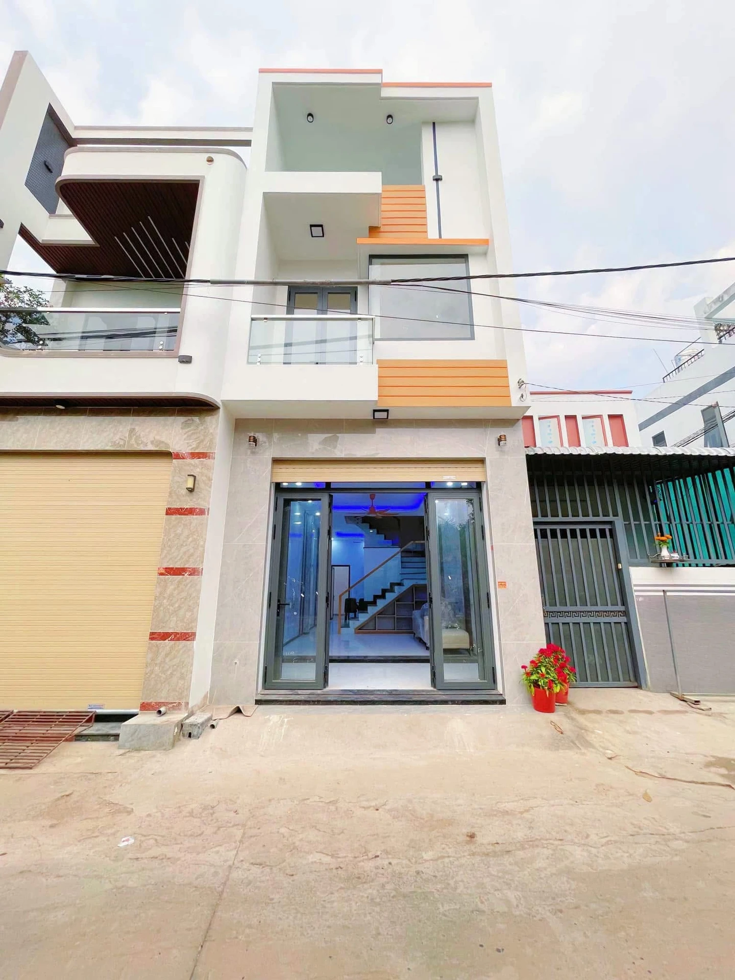 Bán nhà sổ riêng 3PN 64m2 Tân Hạnh, Thủ Đức 3.3 tỷ - Ảnh 1