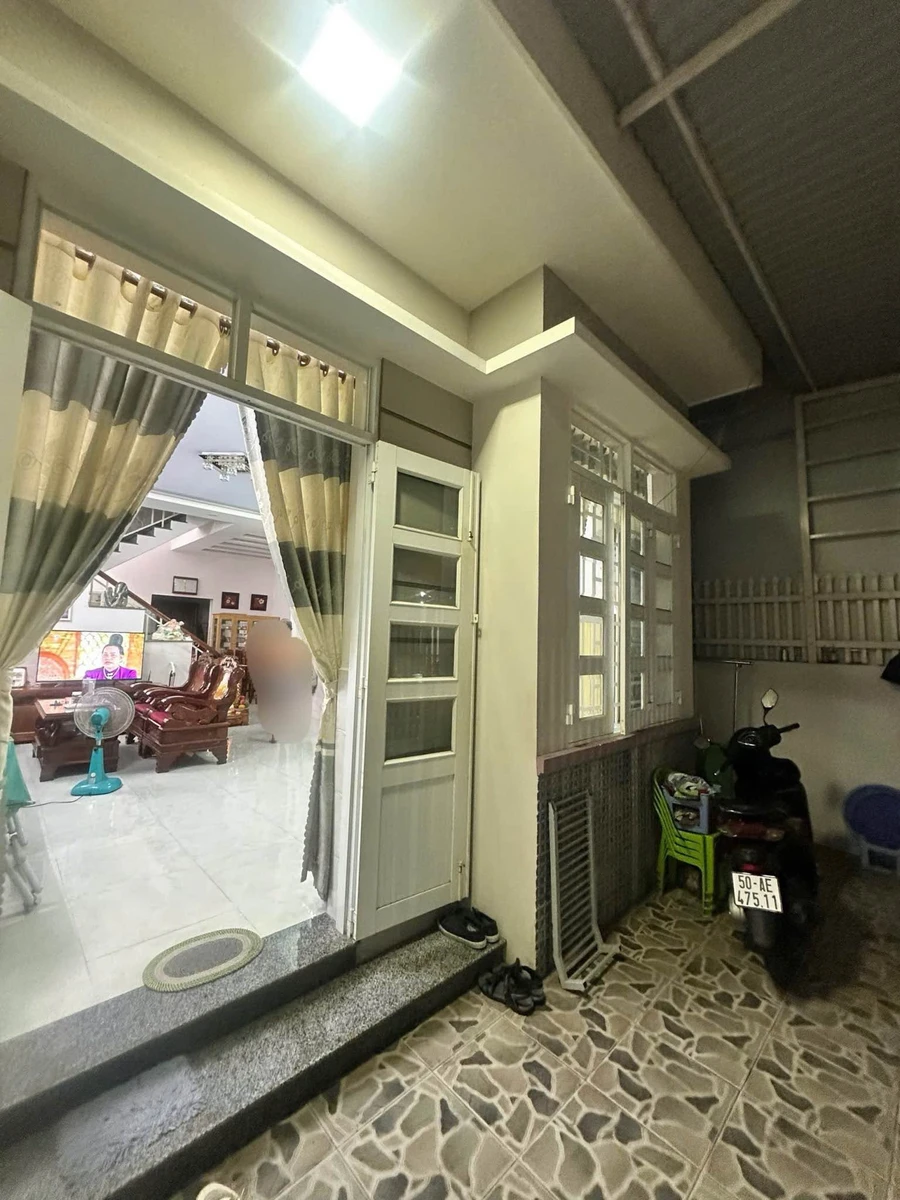 Bán nhà 2 tầng mặt tiền Đào Duy Anh Nha Trang 90m2 4.75 tỷ - Ảnh thu nhỏ 2
