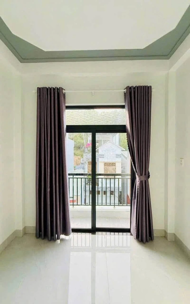 Bán nhà 3 tầng 41m2, 3PN 3WC, đường nội bộ ô tô tại Ngô Mây, Quy Nhơn - Ảnh thu nhỏ 4