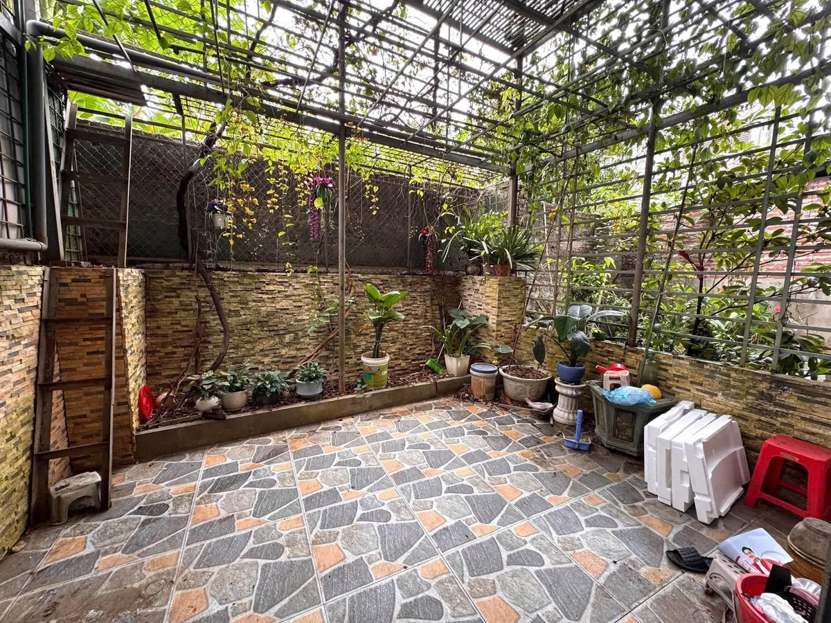 Bán nhà 3 tầng 122m2 đường Lý Công Uẩn Quận 1 - Ảnh thu nhỏ 5
