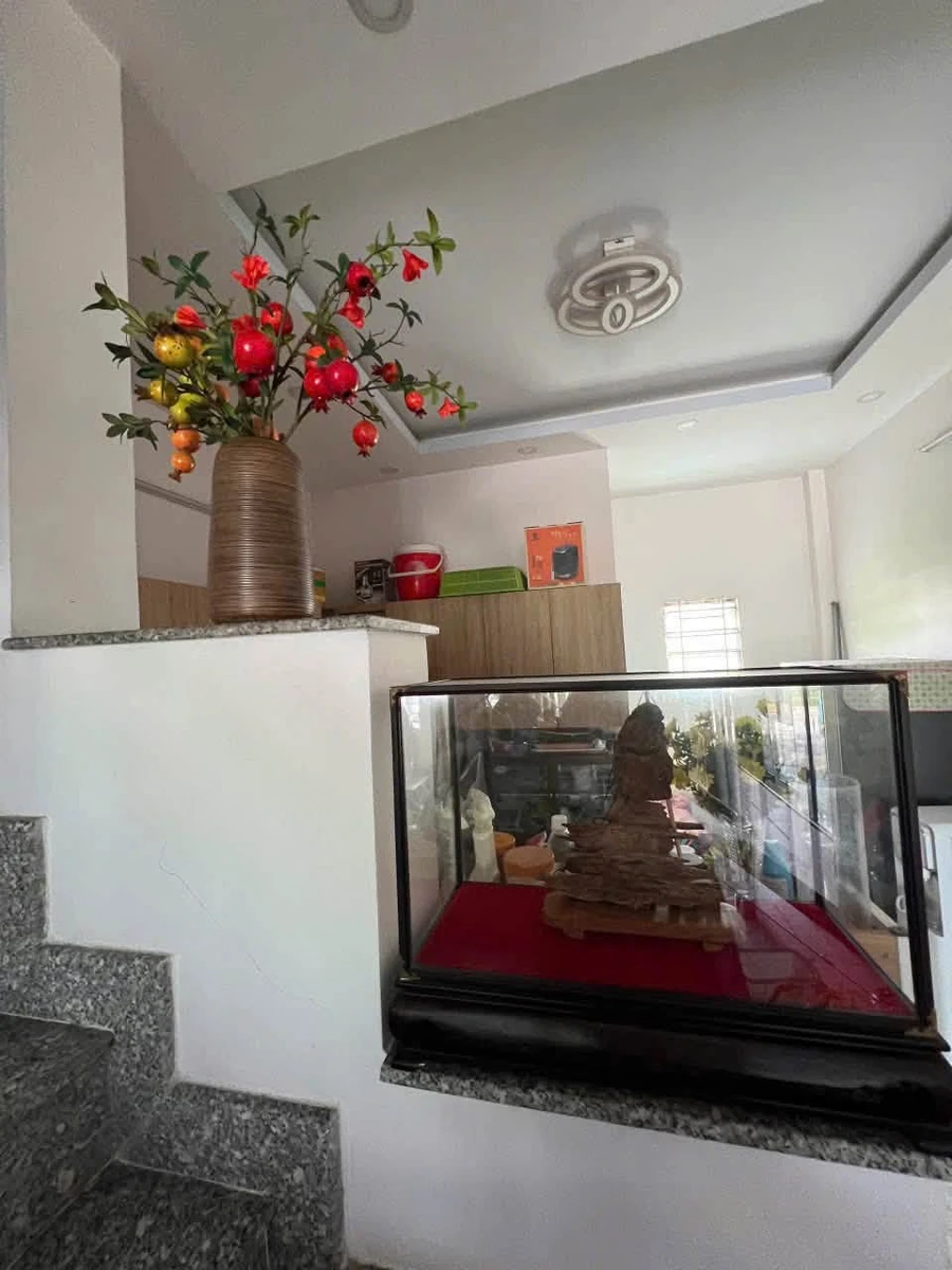 Nhà đẹp Long Thạnh Mỹ 2 phòng ngủ 52,5m² giá 4,95 tỷ gần Vinhomes - Ảnh thu nhỏ 2