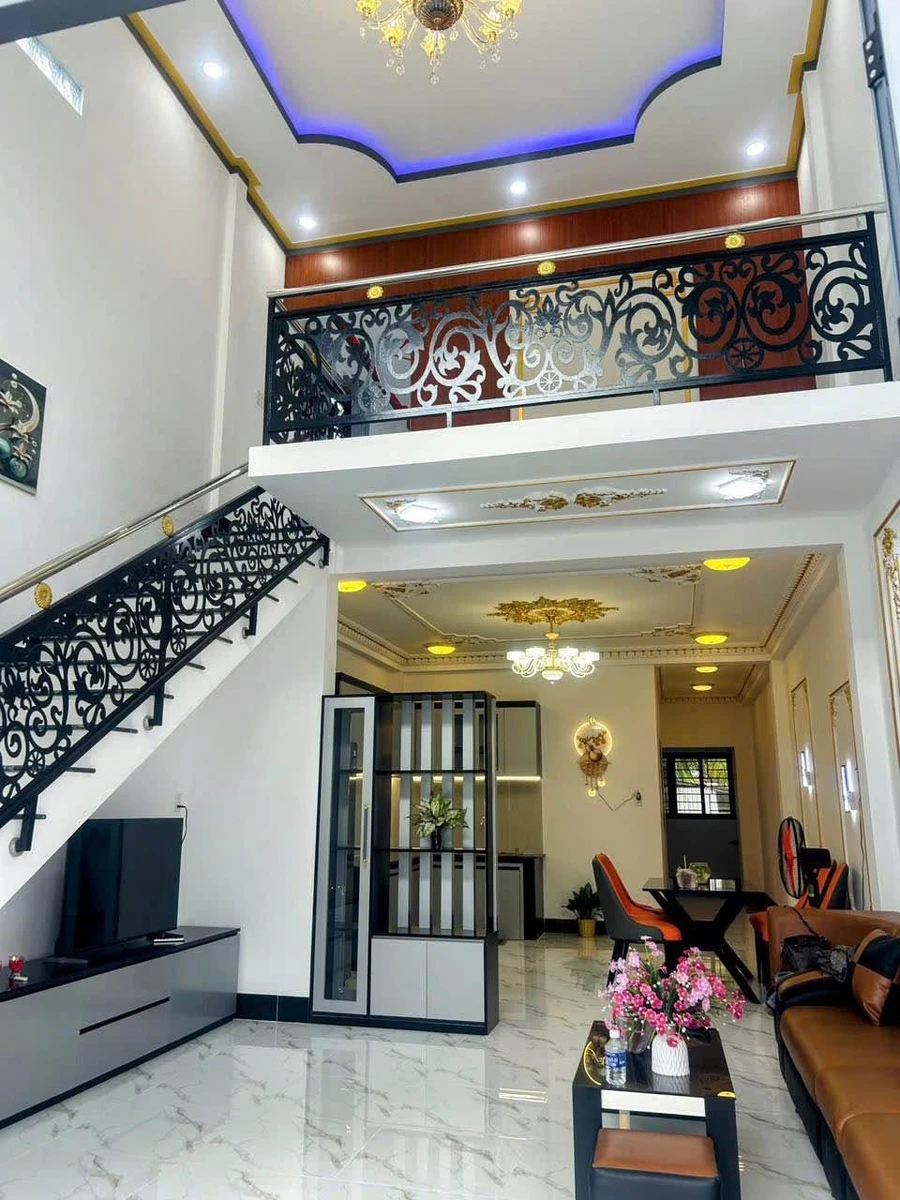 Bán nhà 1 trệt 1 lửng 103m² Sơn Đông 2 tỷ 390 triệu - Ảnh thu nhỏ 2