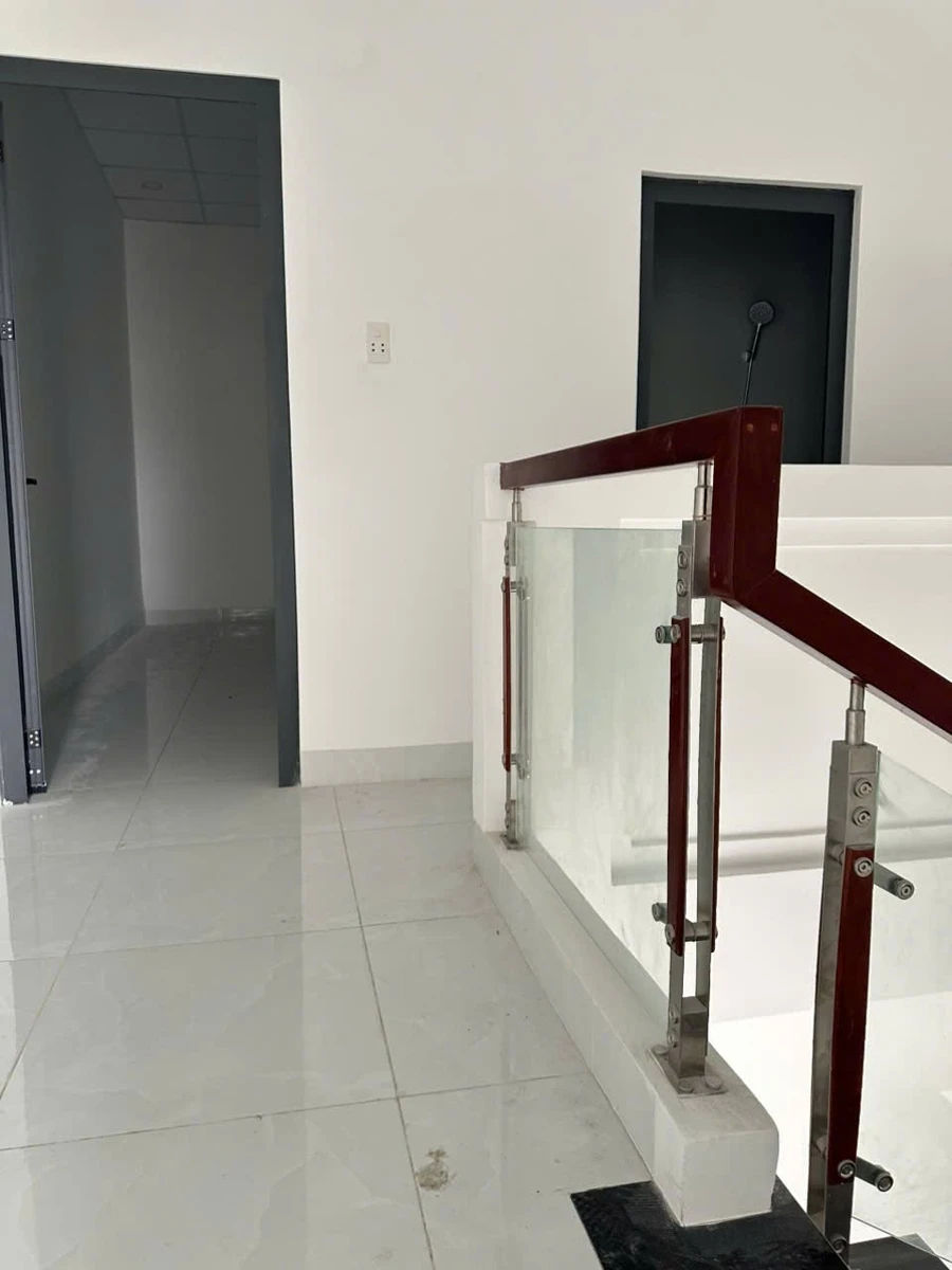 Bán nhà ở xã hội 1 trệt 1 lầu 5x24m, 2PN 2WC, gần chợ Bình Chánh giá từ 1,4 tỷ - Ảnh thu nhỏ 4