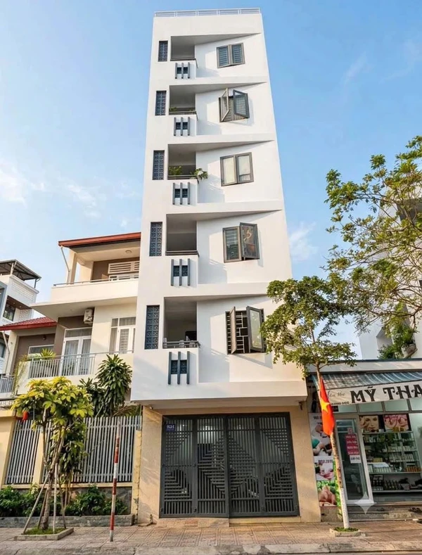 Bán căn hộ mặt tiền Phùng Hưng Nha Trang 71.6m2 12.5 tỷ