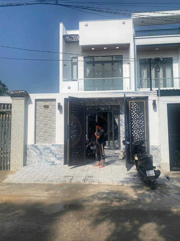 Nhà bán 3 tỷ 100 triệu Mỹ Hạnh, 125m2, 4 phòng ngủ