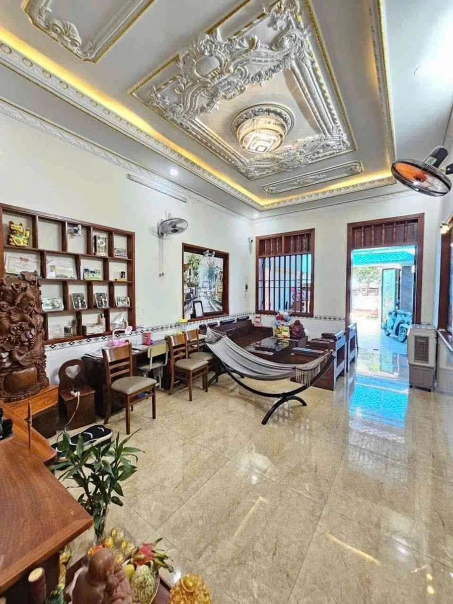 Bán nhà 2 tầng mặt tiền 116m² Trần Quý Cáp Dĩ An, 6 tỷ - Ảnh thu nhỏ 4