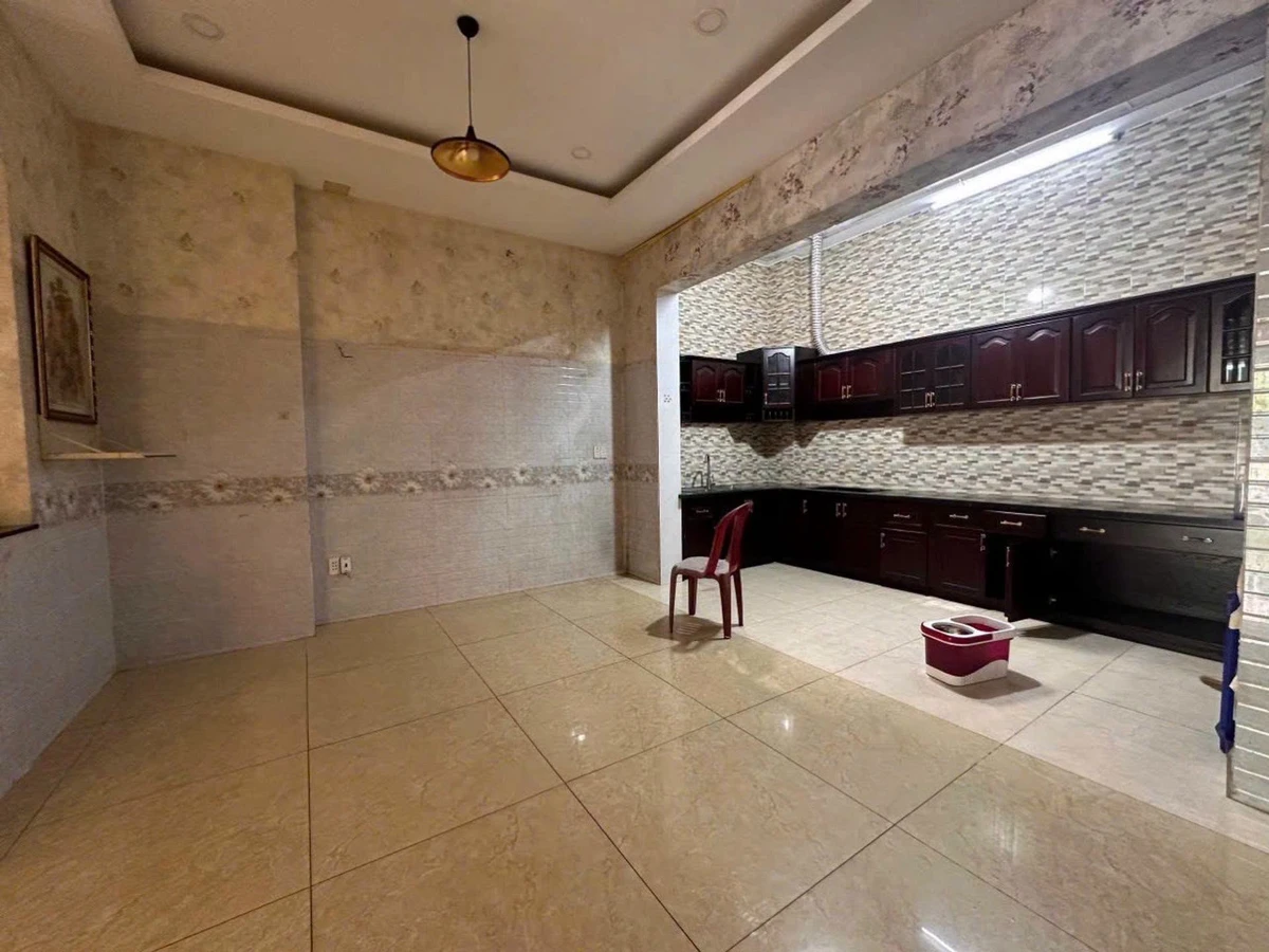 Bán nhà 4 tầng 108m2 Quận 8, 8 tỷ 999 - Ảnh thu nhỏ 3