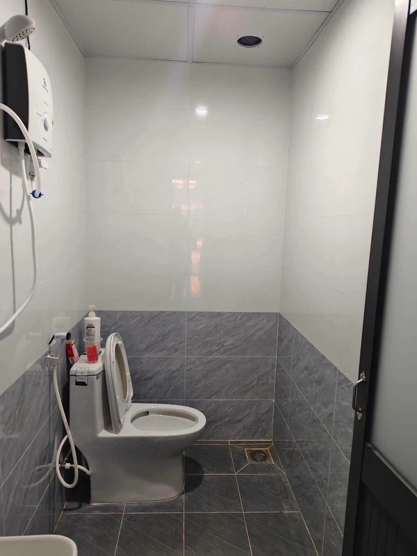 Cho thuê nhà mặt tiền 160m² Đường 138, Quận 9