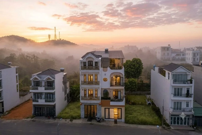 Bán nhà phố mặt tiền đường An Sơn, Đà Lạt 60m², 1 trệt 3 lầu, giá 7,5 tỷ